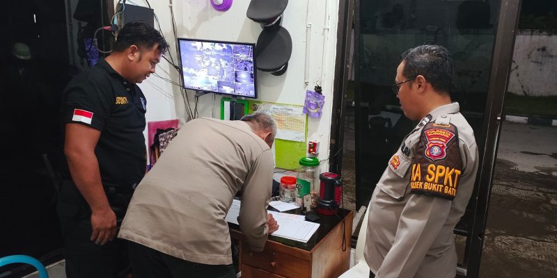 Polsek Bukit Batu Sambangi Tip Top Gasindo untuk Berikan Imbauan Kamtibmas