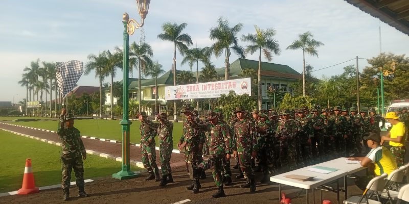 Prajurit Wijayakusuma Uji Kemampuan Fisik Dengan Hanmars