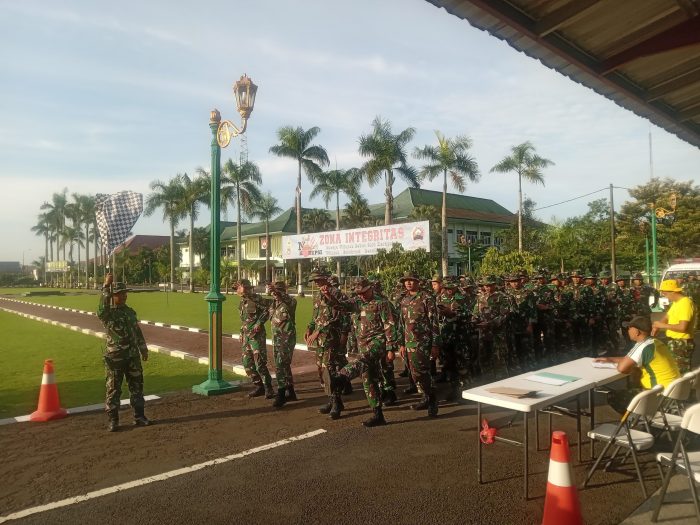 Prajurit Wijayakusuma Uji Kemampuan Fisik Dengan Hanmars