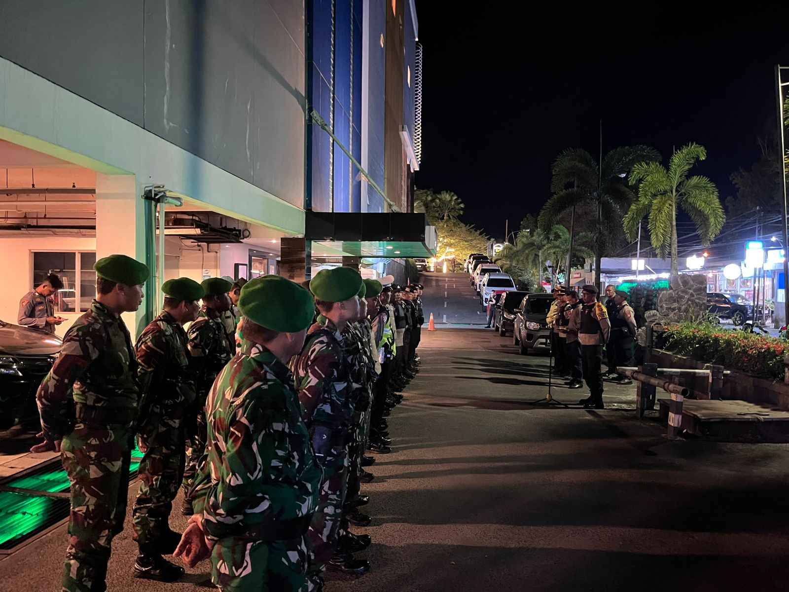 Personel Polresta Palangka Raya Gelar Apel Kesiapan Pam Rapat Pleno Hasil Pilkada
