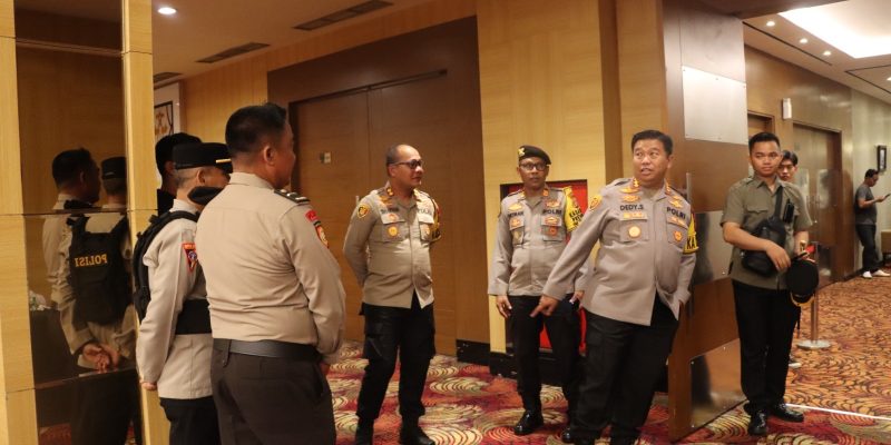 Kapolresta Palangka Raya Pimpin Langsung Pengamanan Rapat Pleno Penetapan Hasil Pilkada