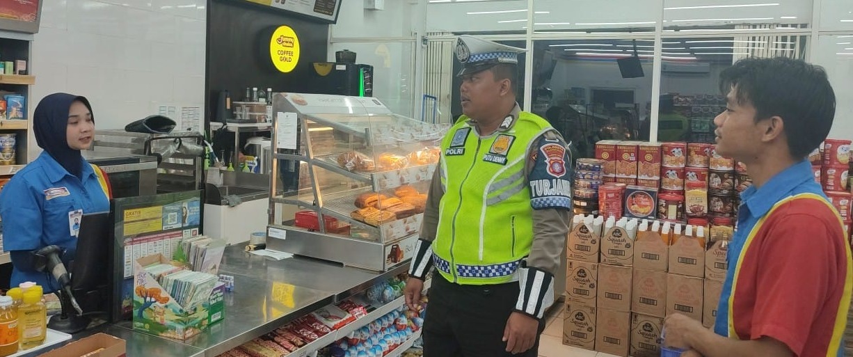 Patroli Dialogis, Satlantas Polresta Palangka Raya Kunjungi Swalayan