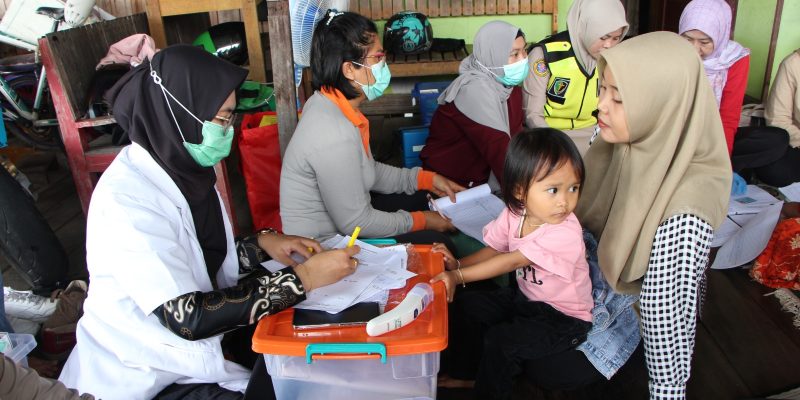Jalankan Program Asta Cita Presiden, Rumkit Bhayangkara Gelar Posyandu Keliling Bagi Masyarakat