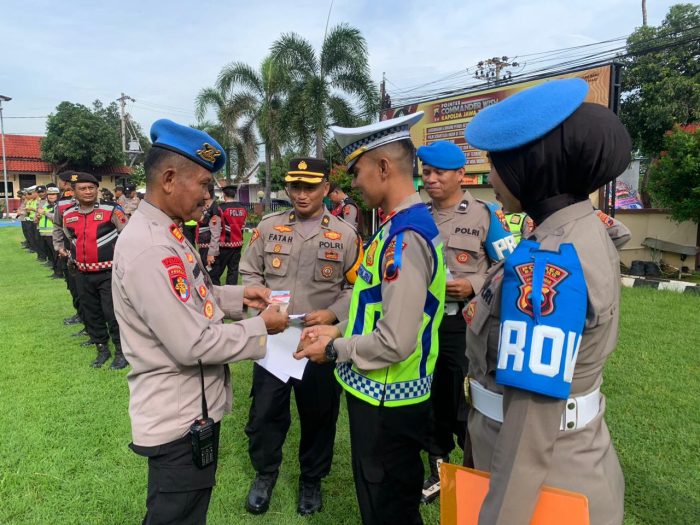 Polres Batang Gelar Sidak Kelengkapan Kendaraan Anggota Sebelum Bertugas