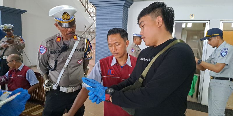 Ops Keselamatan Telabang 2025, Satlantas Polresta Palangka Raya Gelar Ramp Check, Rikkes, dan Tes Urine di Terminal WA Gara