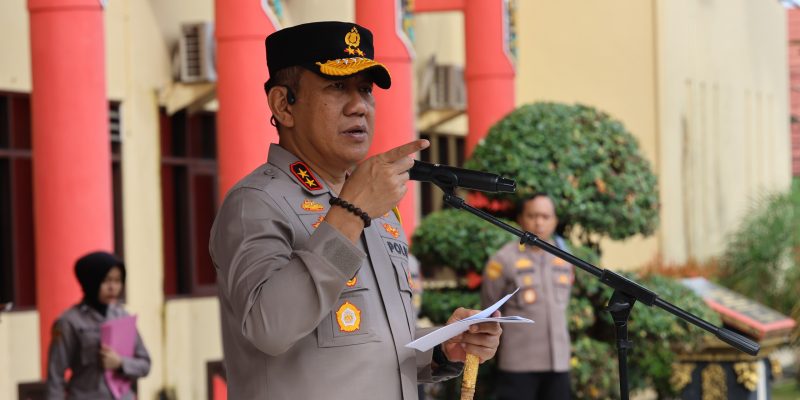 Dukung Program MBG, Kapolda Kalteng Serahkan Kendaraan Dapur Lapangan Beserta Rantis VVIP ke Satbrimob dan Ditsamapta