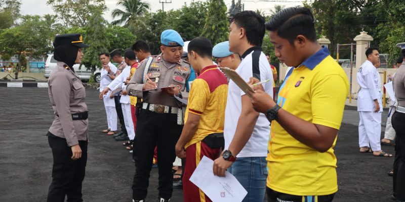 Sipropam Polresta Palangka Raya Cek Absensi Personel Sebelum Laksanakan Apel Pagi
