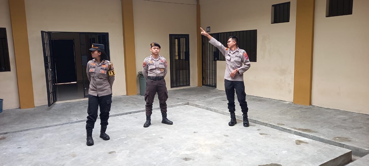 Sattahti dan Piket Fungsi Polresta Palangka Raya Lakukan Pemeriksaan Tahanan di Rutan Mapolresta