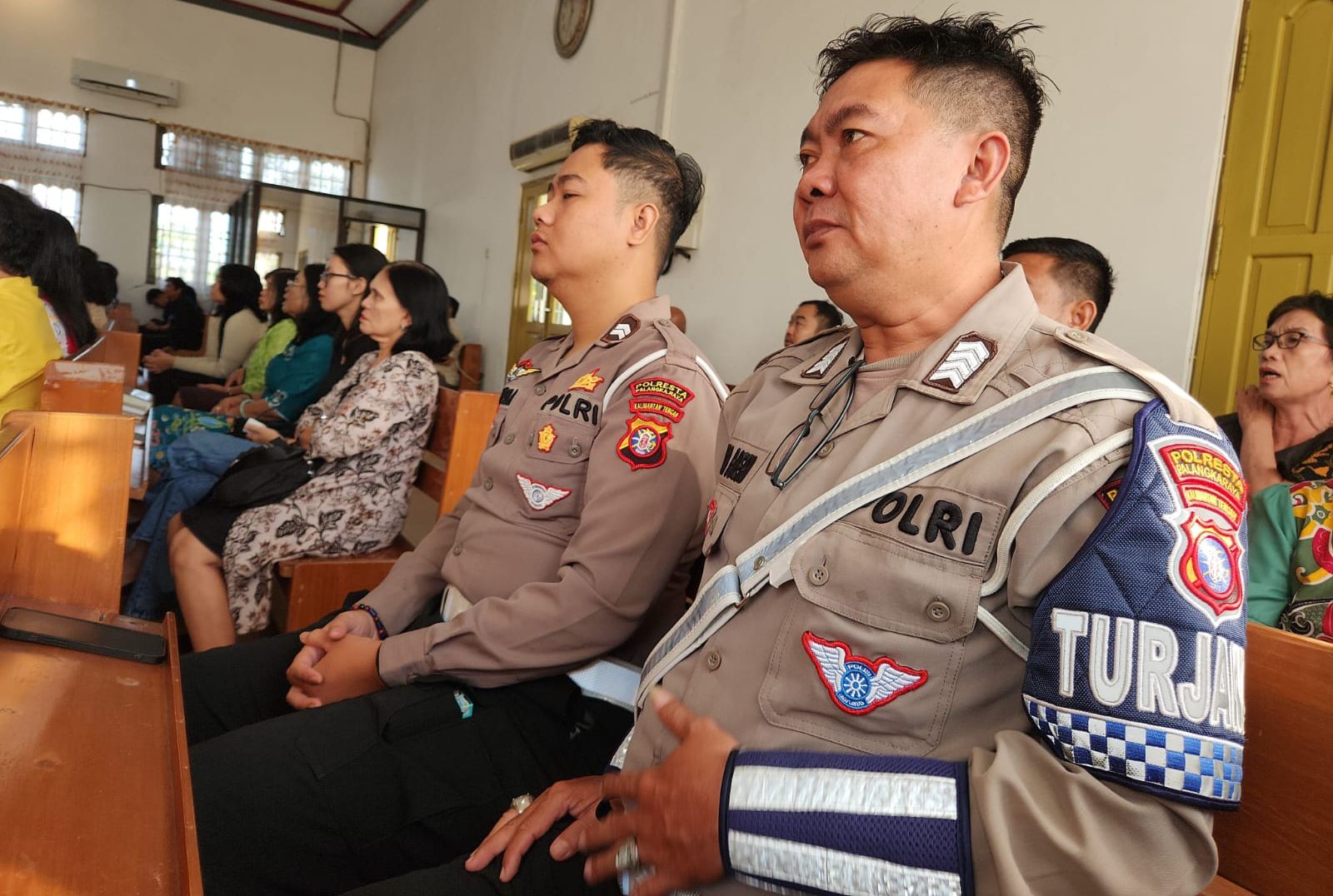 Kebaktian di Gereja Eka Sinta Menteng, Satlantas Polresta Palangka Raya Gelar Program Minggu Kasih