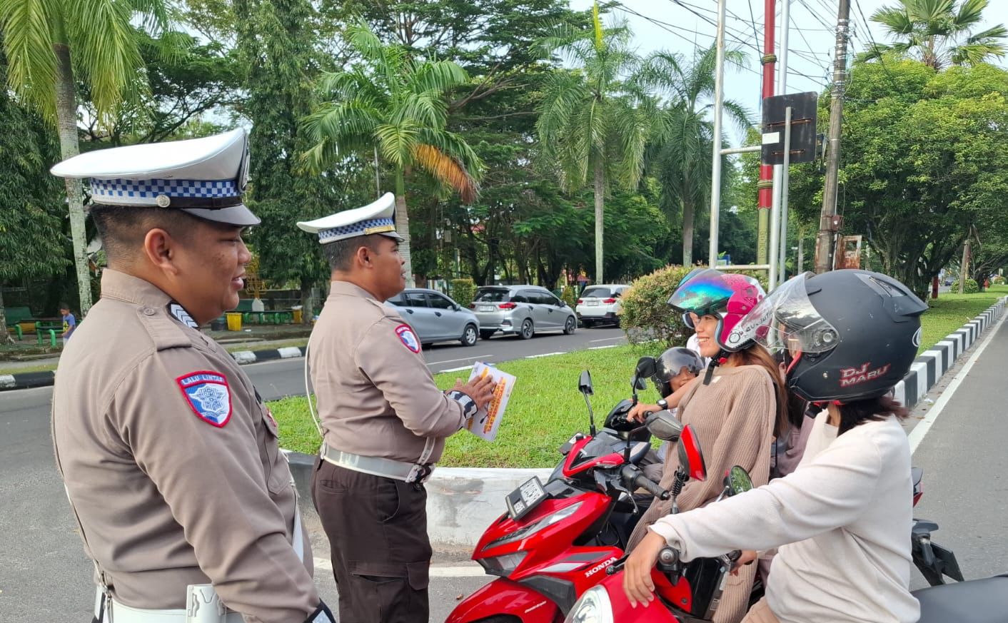 Momen CFD, Satlantas Polresta Palangka Raya Sosialisasikan Ops Keselamatan Telabang 2025