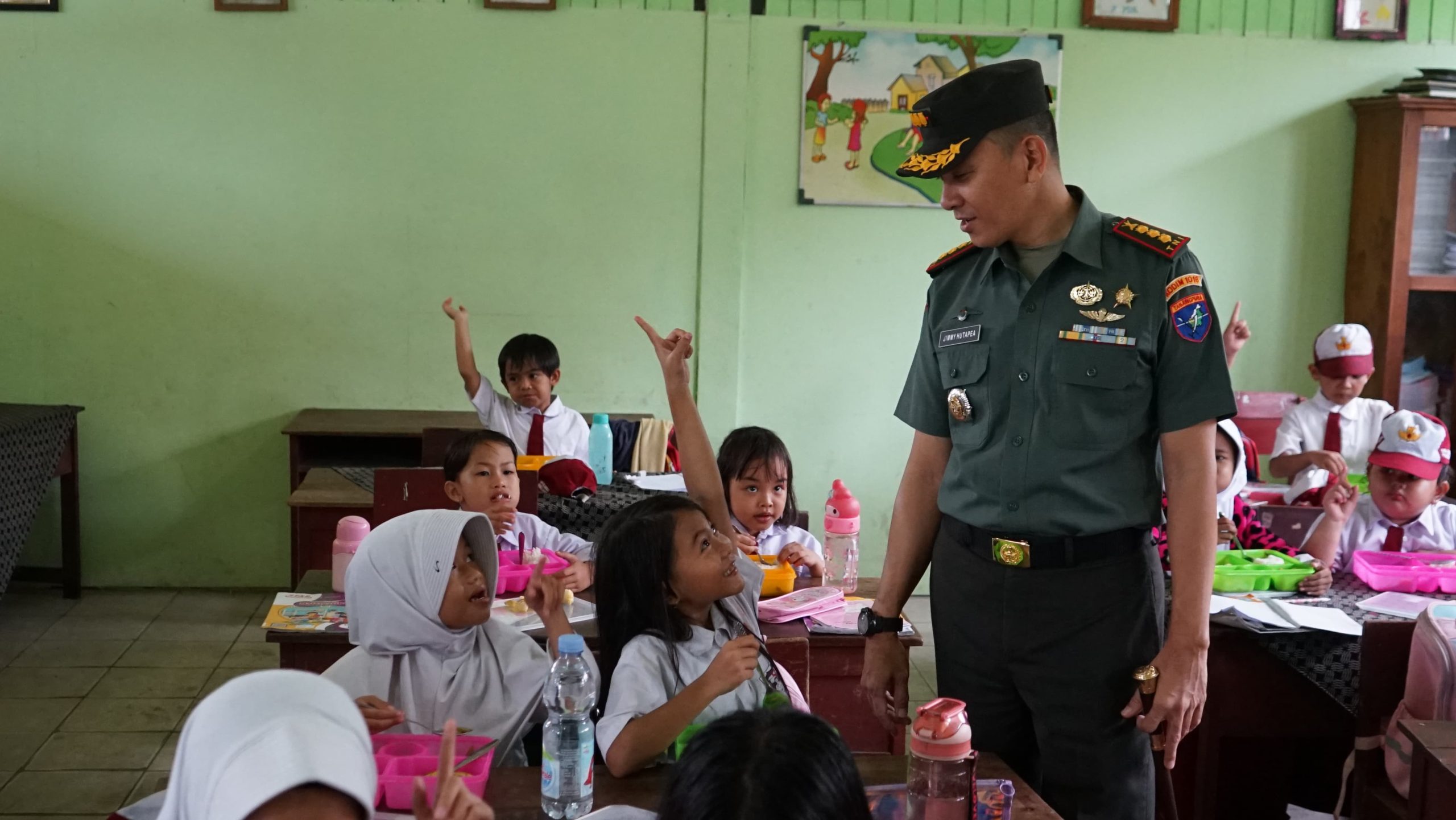 Dandim 1016/Plk Tinjau Pelaksanaan Makan Bergizi Gratis