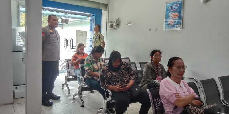 Polsek Bukit Batu Tinjau Keamanan di BRI Tangkiling