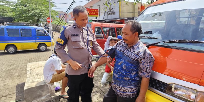 Operasi Keselamatan, Polres Batang Cek Kesehatan Sopir Angkot