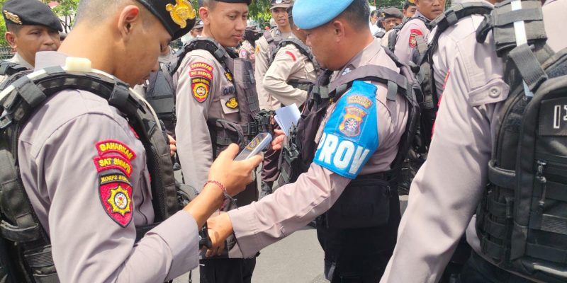 Propam Polresta Palangka Raya Lakukan Pengecekan Sajam dan Senpi Jelang Pengamanan