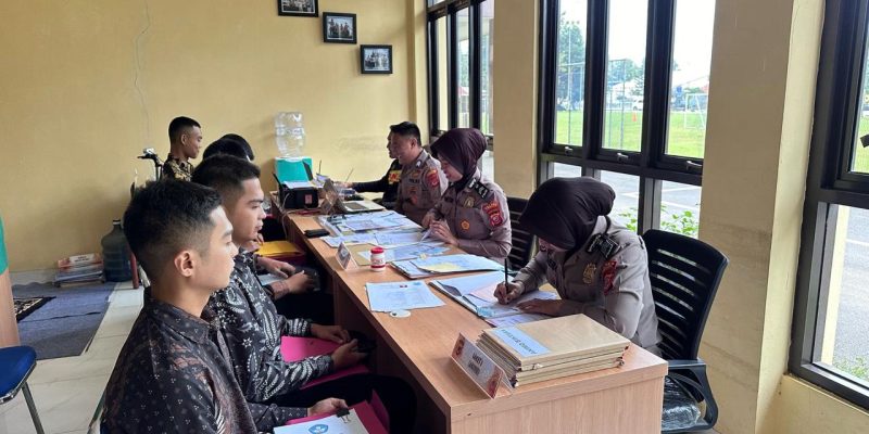 Terus Alami Peningkatan, Animo Masyarakat Purwakarta Untuk Pendaftaran Anggota Polri