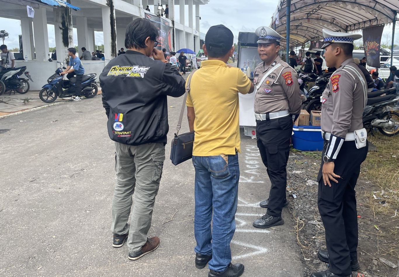 Satlantas Polresta Palangka Raya datangi lokasi Borneo Drag Fest di Sirkuit Sabaru