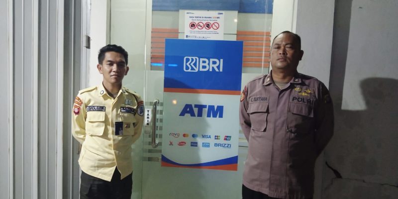 Jamin Kamtibmas Akhir Pekan, Polsek Sabangau Kunjungi Kantor BRI Kalampangan
