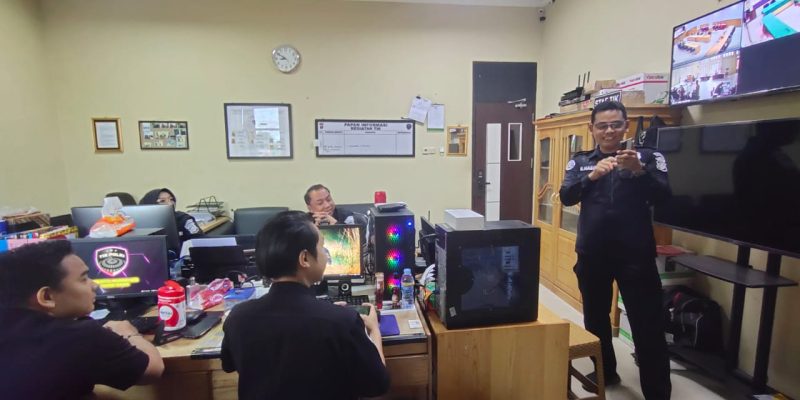 Humas Polresta Palangka Raya Sosialisasikan Literasi Digital kepada Personel TIK