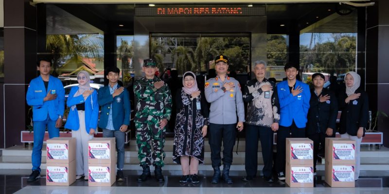 Sinergi Polri-TNI dan Mahasiswa: Polres Batang Berbagi Kebahagiaan Jelang Ramadan