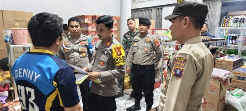 Polsek Kapuas Tengah Bersama Koramil 1011-10/KLK/KPS-TGH Laksanakan Giat Razia Pekat