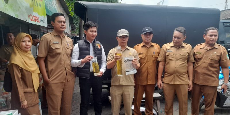 Satgas Pangan Polres Pasuruan Awasi Peredaran Minyak Kita yang Tak Sesuai Takaran