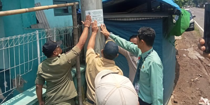 Tim Gabungan OPD Teknisi Tindak Tegas Papan Reklame Bodong