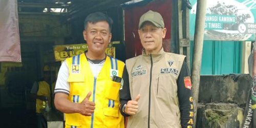 H.Asep Cheno Ketua Gibas Cinta Damai Resort Kabupaten Purwakarta Ikut Giat Kebersihan (Ngosrek)
