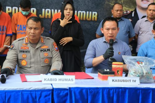 Polda Jatim Berhasil Ungkap Kasus Oplos LPG di Jombang Empat Tersangka Diamankan