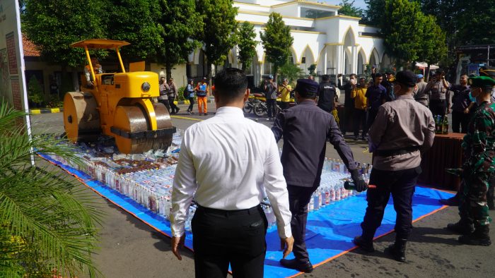 Hari Pertama Operasi Ketupat, Polres Pasuruan Sigap Siaga di Beberapa Titik Strategis
