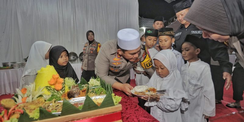 Nikmat Ramadhan: Kapolres Blitar Gelar Buka Puasa Bersama Anak Yatim
