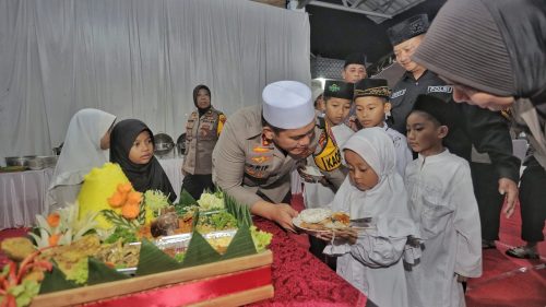 Nikmat Ramadhan: Kapolres Blitar Gelar Buka Puasa Bersama Anak Yatim