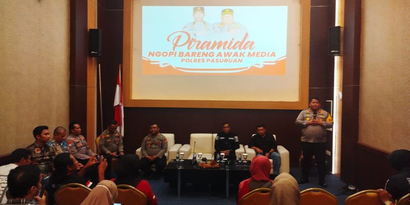 Piramida Ngopi Bareng Kapolres Pasuruan Dengan Awak Media