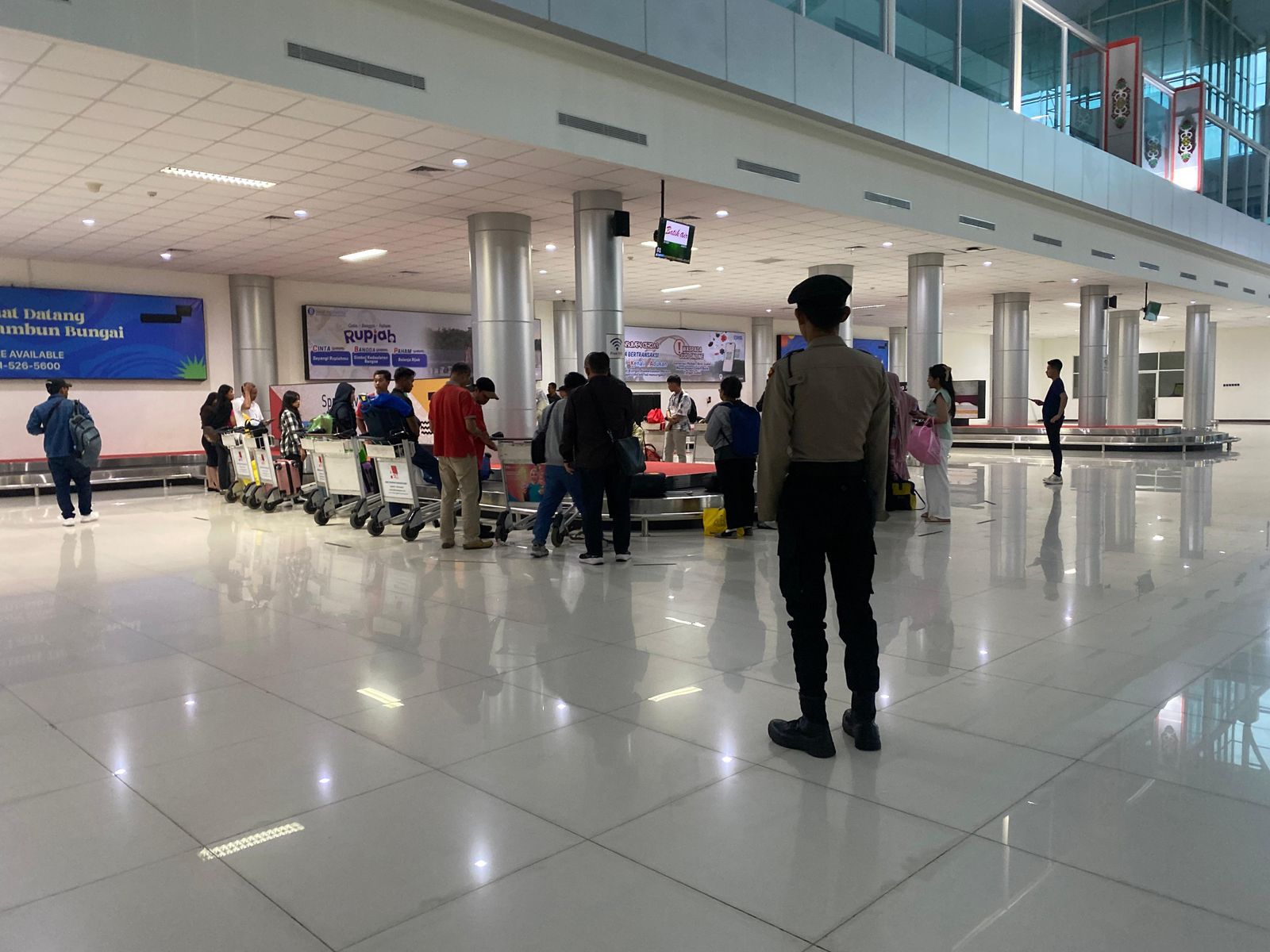 Satpamobvit Polresta Palangka Raya Tingkatkan Patroli Keamanan di Bandara Tjilik Riwut