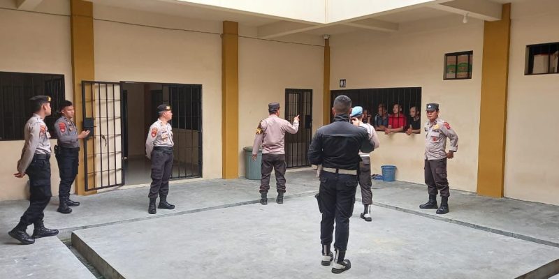 Personel Sattahti terus Kawal Pengecekan Tahanan di Rutan Mapolresta Palangka Raya