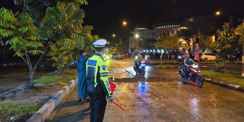 Pastikan Kelancaran Lalu Lintas, Satlantas Polresta Palangka Raya Amankan Tarawih