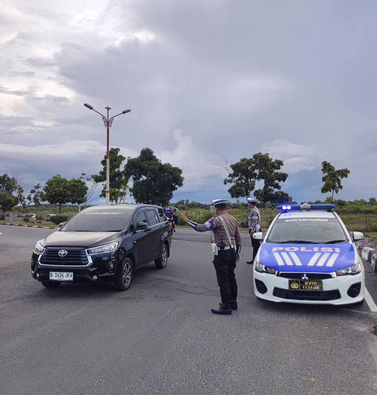 Antisipasi Balap Liar, Satlantas Polresta Palangka Raya Patroli Harkamtibmas di Area Bandara Tjilik Riwut