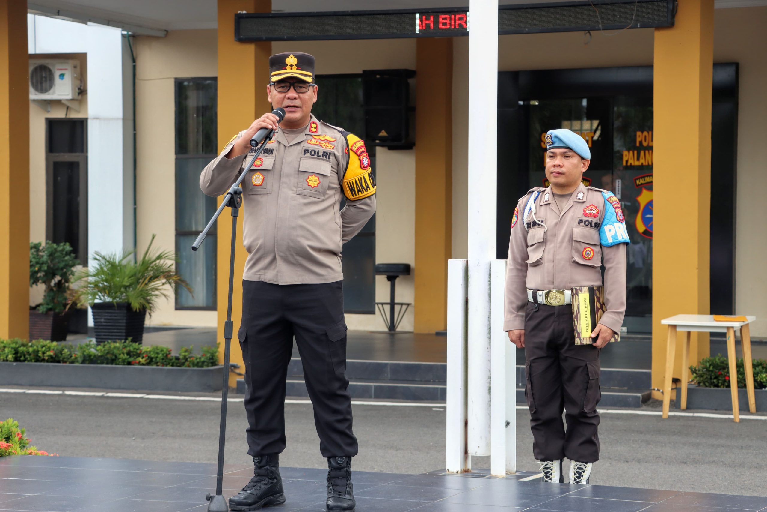 Amanat Apel Pagi, Wakapolresta Palangka Raya Atensikan Pantau Sembako selama Bulan Ramadhan