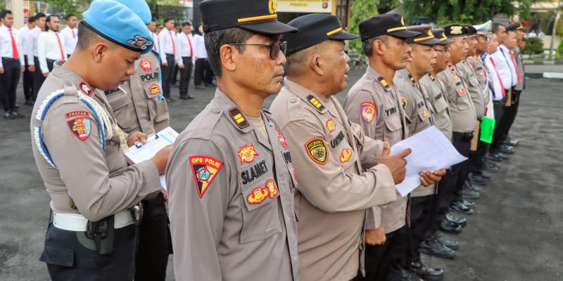 Antisipasi Pelanggaran, Wakapolresta Polresta Palangka Raya Cek Kehadiran Personel saat Apel Pagi