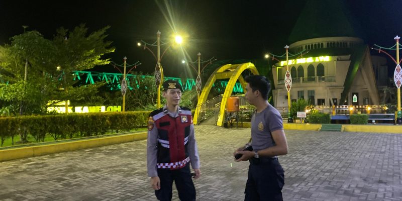 Ke Taman Pasuk Kameloh, Personel Samapta Polresta Palangka Raya Utarakan Ini untuk Warga