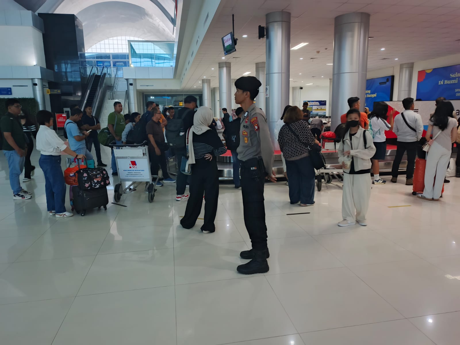 Jelang Mudik Lebaran, Satpamobvit Polresta Palangka Raya Perketat Pengamanan di Bandara Tjilik Riwut