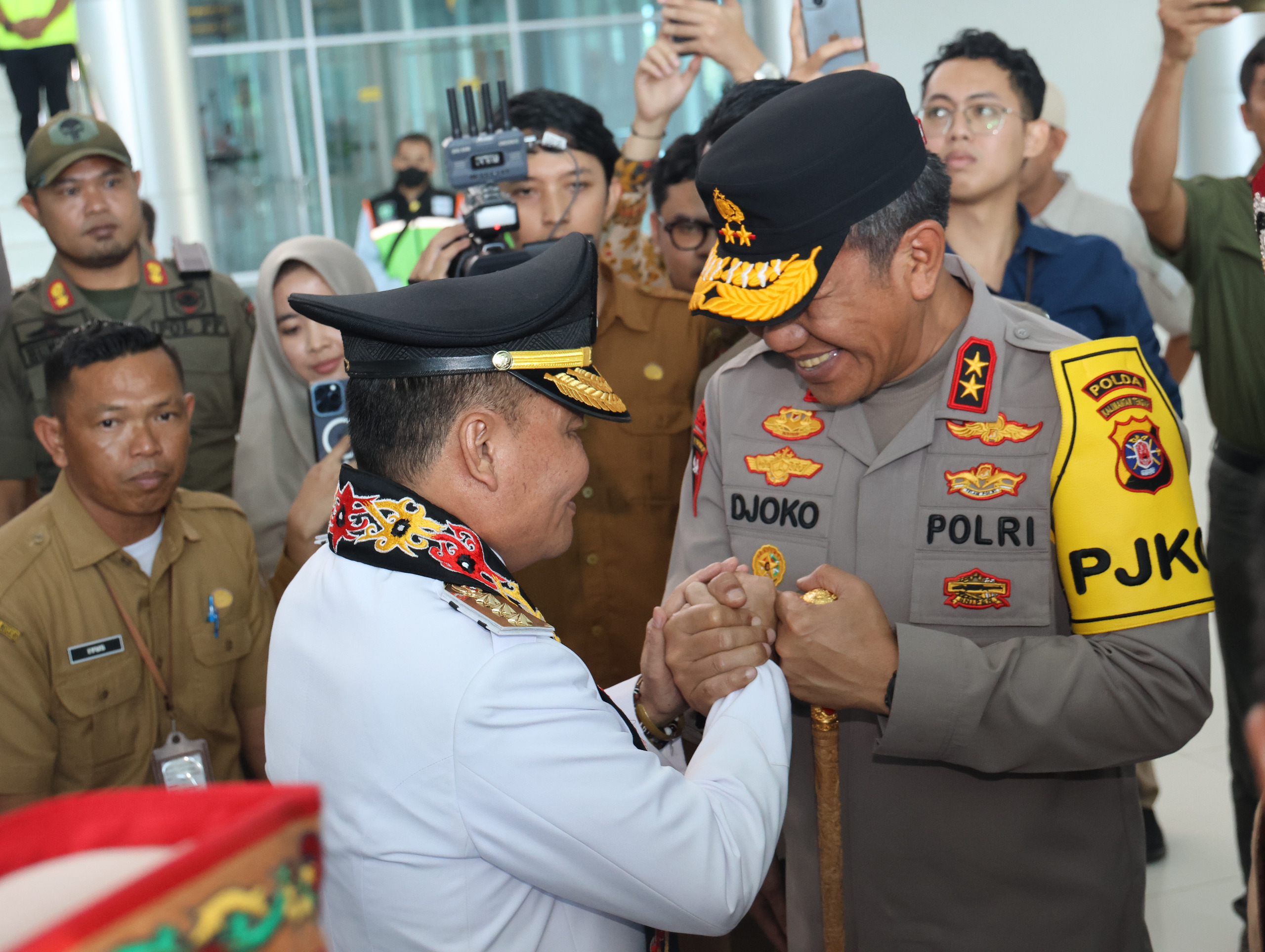 Perkuat Sinergitas, Kapolda Kalteng Sambut Kedatangan Gubernur dan Wakil Gubernur Terpilih di Bumi Tambun Bungai