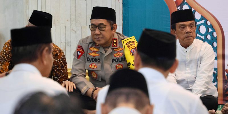 Pererat Silaturahmi, Kapolda Kalteng Hadiri Pengajian Ramadan dan Buka Puasa Bersama Keluarga Besar Muhammadiyah Kalteng