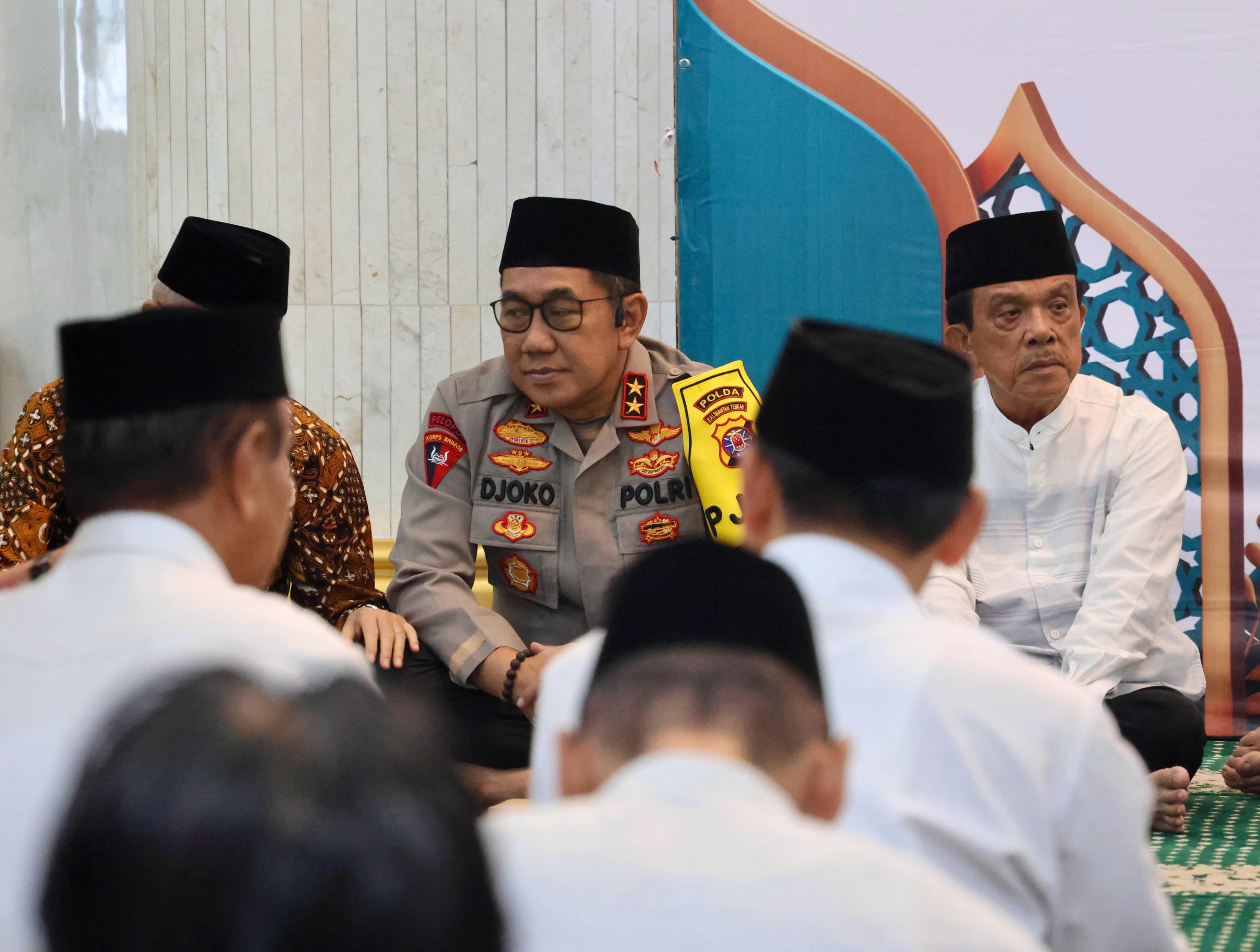 Pererat Silaturahmi, Kapolda Kalteng Hadiri Pengajian Ramadan dan Buka Puasa Bersama Keluarga Besar Muhammadiyah Kalteng