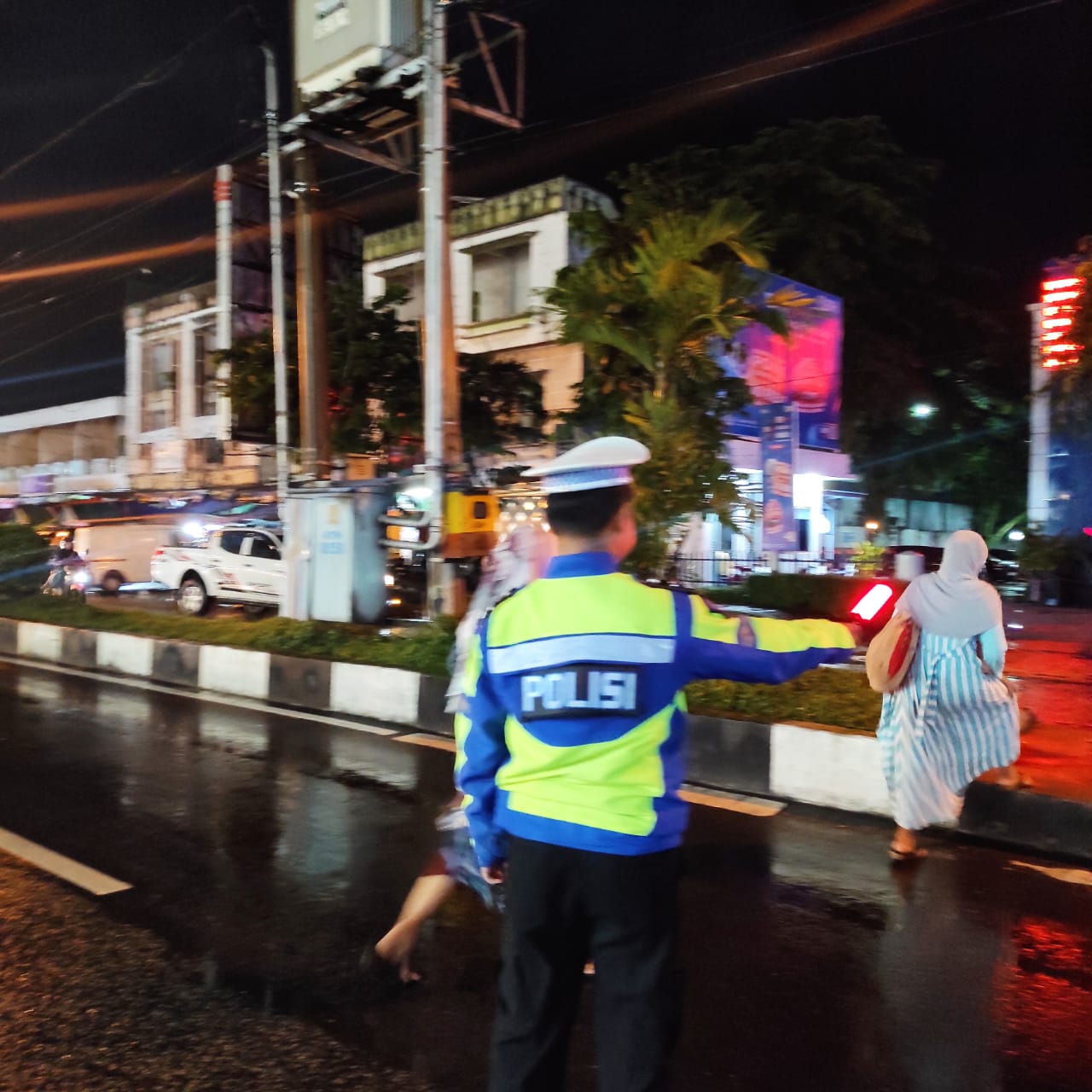 Polresta Palangka Raya Pastikan Keamanan Ibadah Tarawih di Masjid Nurul Islam