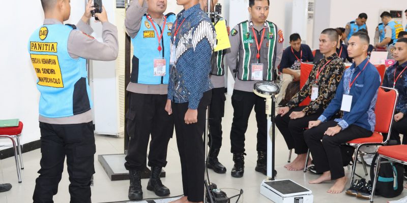 Wakapolda Kalteng Tinjau Seleksi Administrasi Awal Penerimaan Polri TA 2025