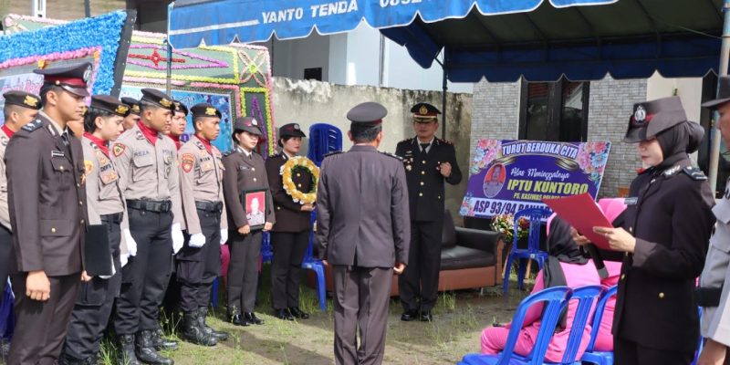 Polresta Palangka Raya Gelar Upacara Pelepasan Jenazah Kasiwas Polres Murung Raya