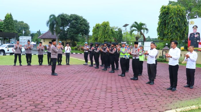 Kapolres Pekalongan Pimpin Patroli Ngabuburit Beri Rasa Nyaman Warga Jelang Berbuka