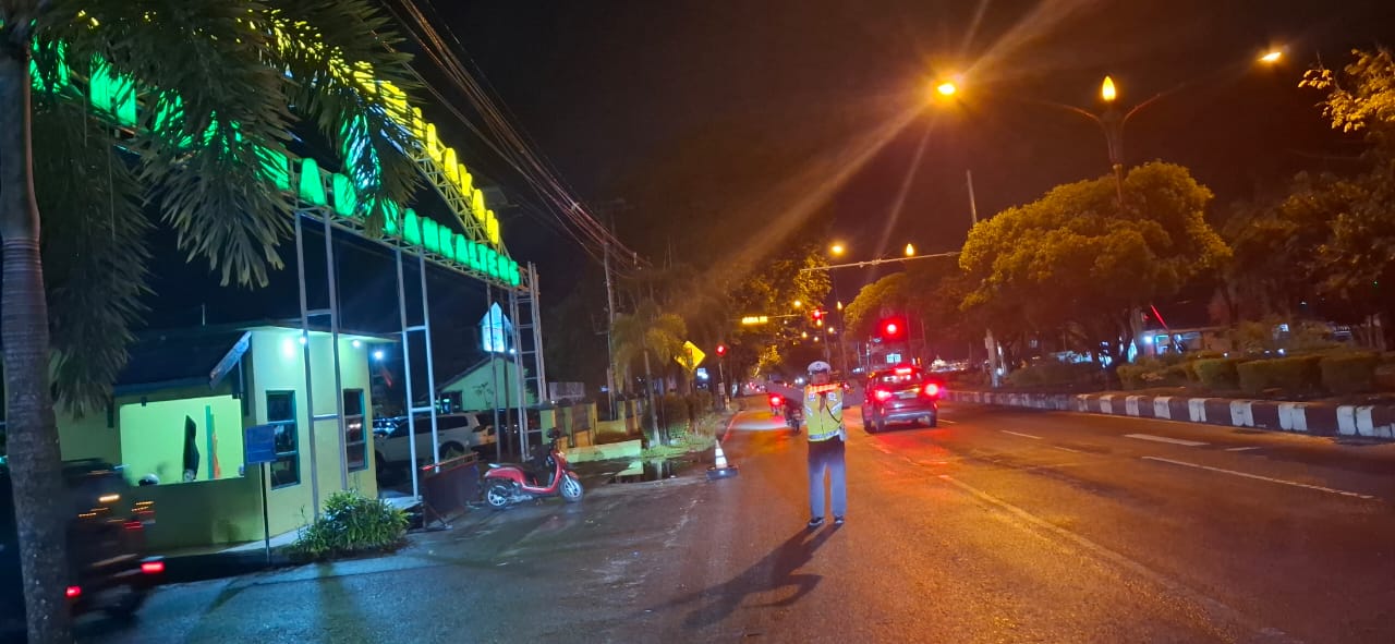 Pam Salat Tarawih, Polresta Palangka Raya Atur Arus Lalin di sekitar Masjid Darul Arqam