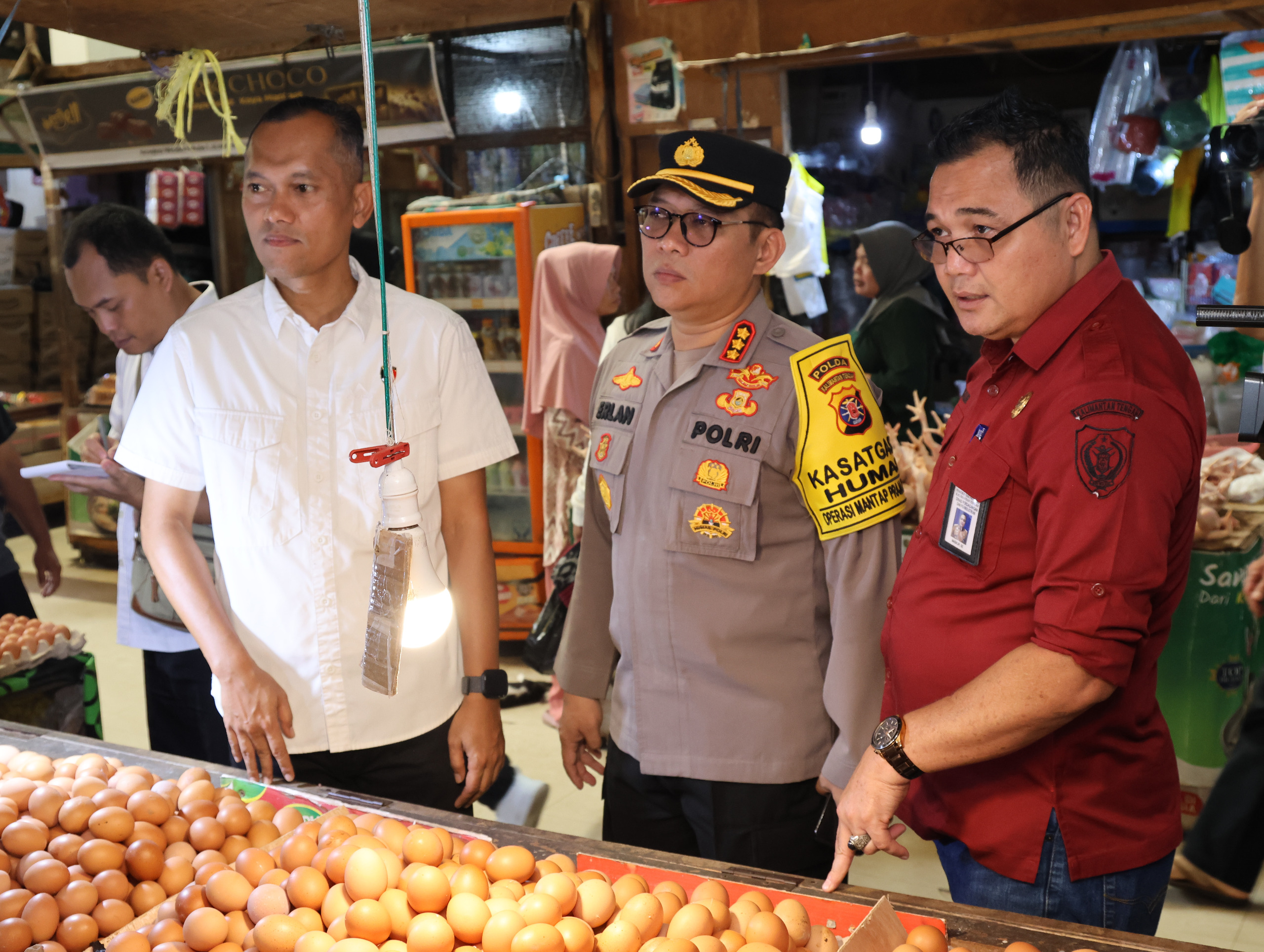Pastikan Kebutuhan Pangan Aman Jelang Idul Fitri 1446 H, Satgas Pangan Polda Kalteng Bersama Disdagperin Cek Pasar Tradisional