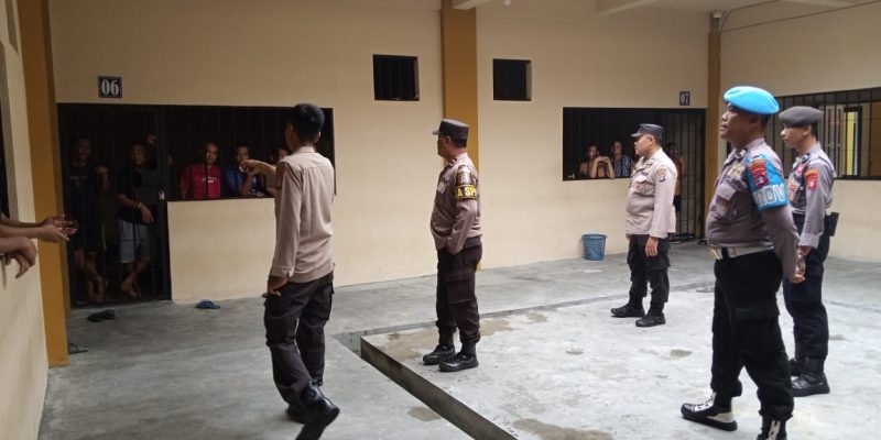 Cegah Kerawanan dan Gangguan, Polresta Palangka Raya Cek Keamanan Ruang Tahanan Mako